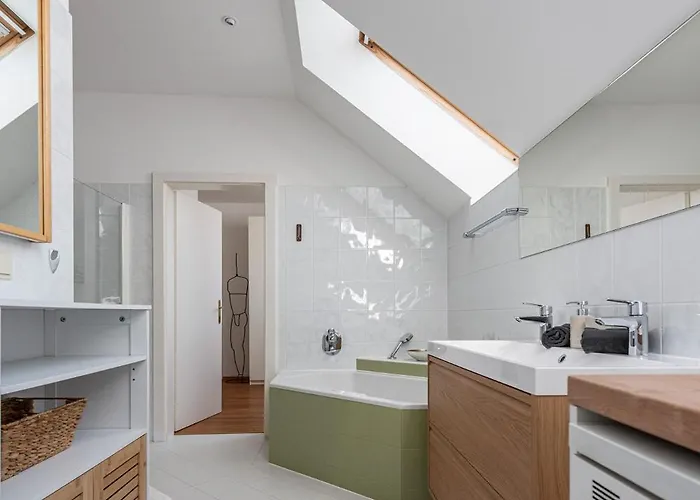 Seeatelier - Your Austrian * 格伦德尔湖